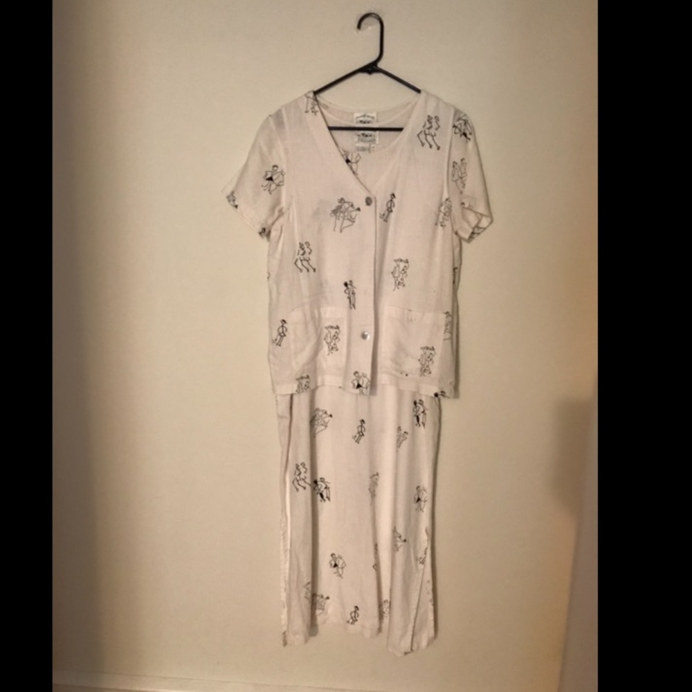 Womans White Pattern Dress Size Small Boutique